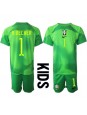 Brasilien Alisson Becker #1 Torwart Auswärts Trikotsatz für Kinder WM 2022 Kurzarm (+ Kurze Hosen)